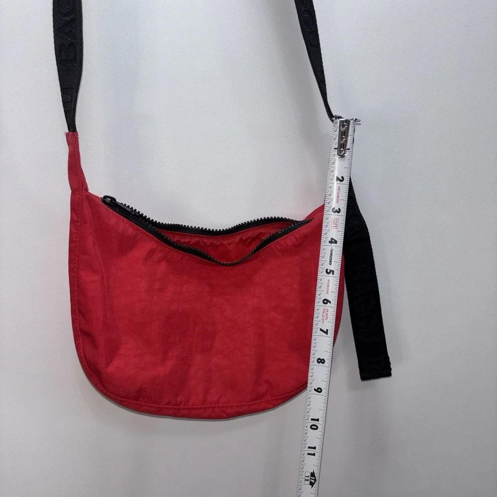 BAGGU Small Crescent Bag Red Nylon Crossbody Shoulder Bag Adjustable Strap Zip